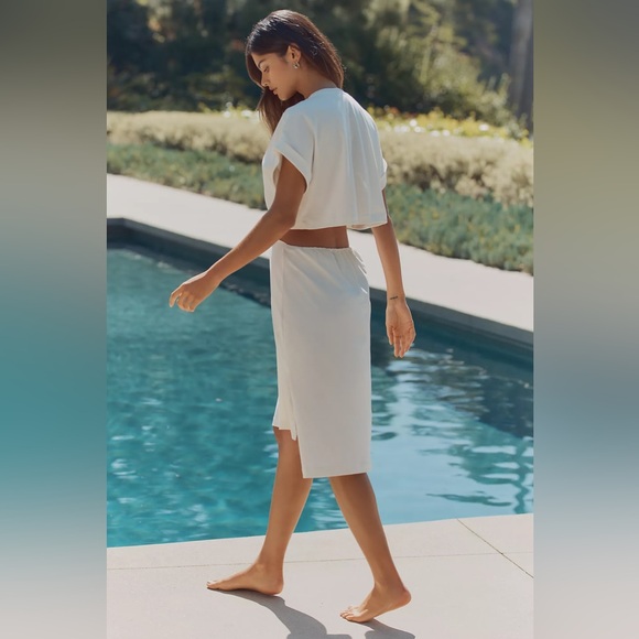 🆕 Celandine by Anthropologie Twist Front Cutout T-Shirt Dress L - Picture 3 of 4